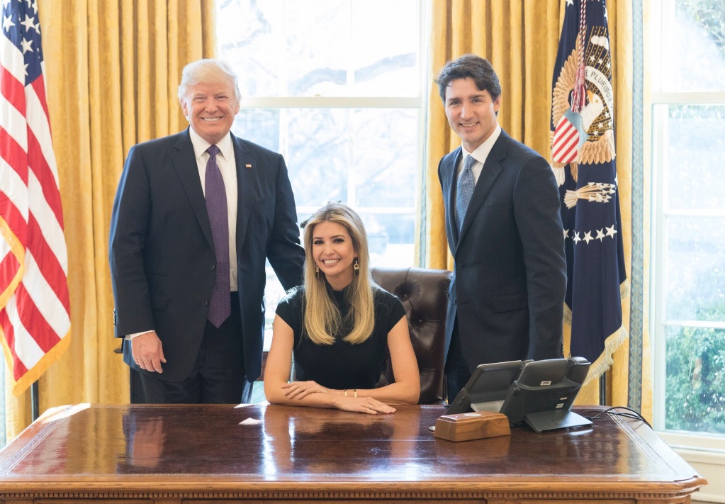 Ivanka Trump publica foto en la silla presidencial de la Casa Blanca - Noticieros Televisa