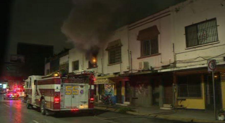 Incendio consume departamento en Monterrey, NL | Televisa News - Noticieros Televisa
