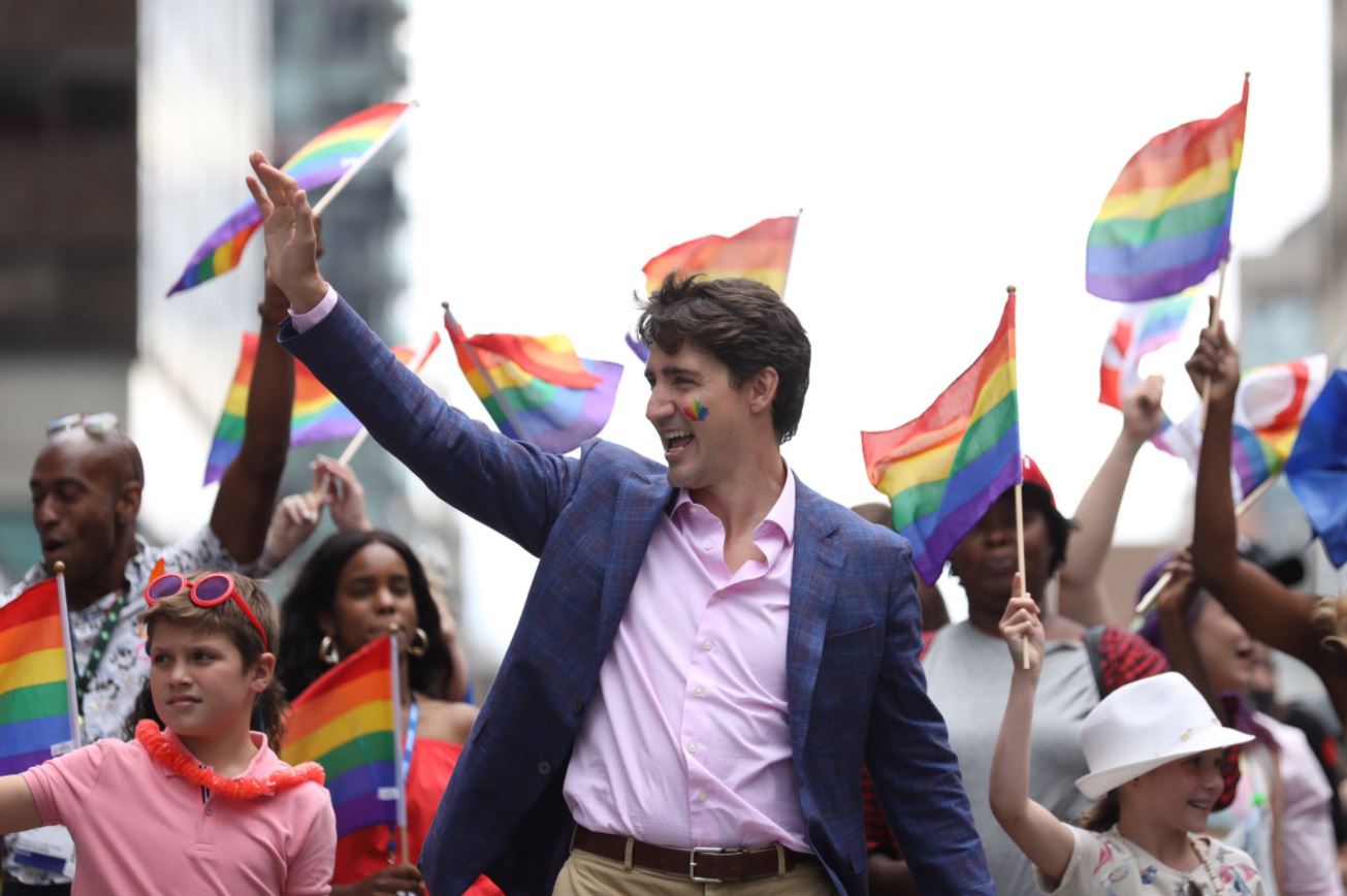 Justin Trudeau se une a la Marcha por el Orgullo Gay en Canadá - Noticieros Televisa