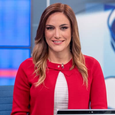 Danielle Dithurbide es titular del noticiero Despierta en Noticieros Televisa