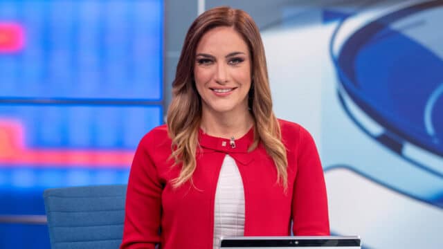 Danielle Dithurbide es titular del noticiero Despierta en Noticieros Televisa