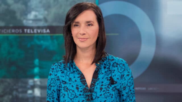 Karla Iberia es periodista titular de principales noticiarios en Foro tv