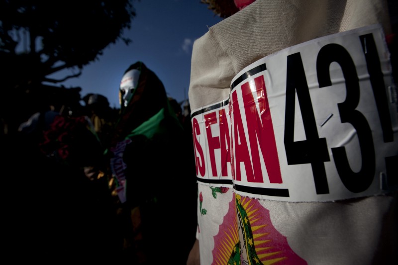 Protesta por la desaparición de los 43 estudiantes en Iguala. 