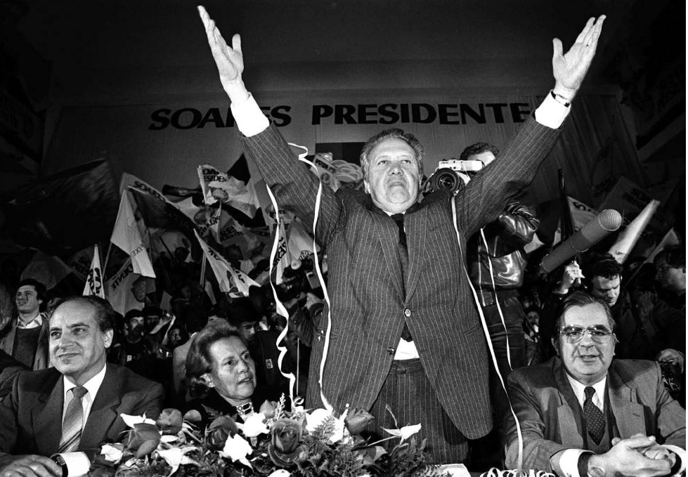 Muere ex presidente portugués Mario Soares a los 92 años