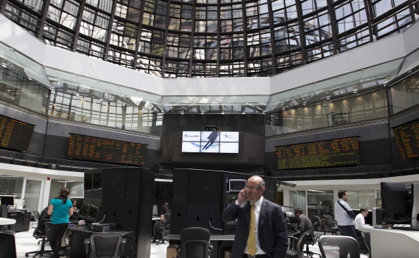 Vista del piso de remates de la Bolsa Mexicana de Valores (BMV) (Getty Images)