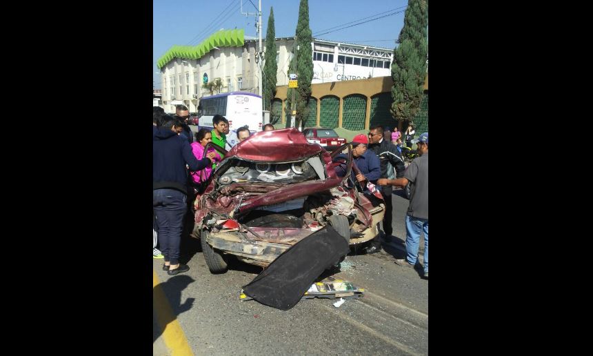 Un muerto y tres heridos por choque en San Sebastián Tutla, Oaxaca