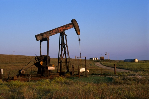 Vista de un pozo petrolero en Oklahoma, Estados Unidos (AP)