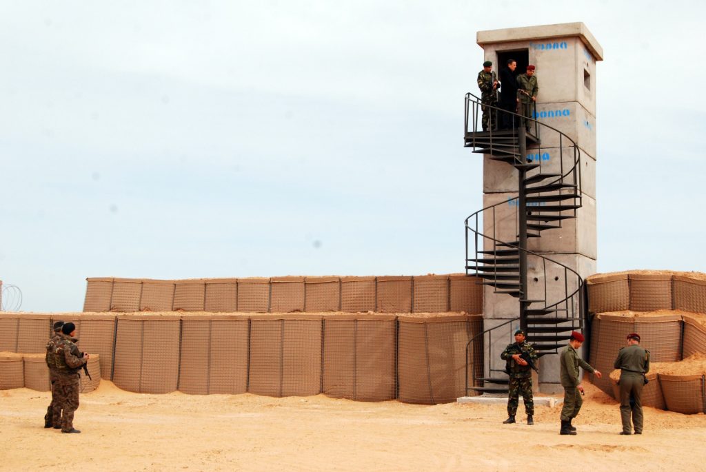 Muro antiyihadista al este de Túnez en la frontera con Libia