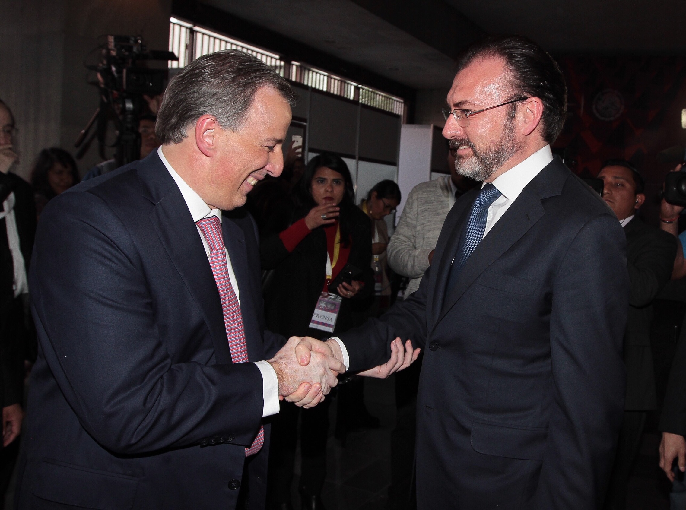 El secretario de Hacienda, José Antonio Meade y el canciller Luis Videgaray asistieron a la XXVIII Reunión de Embajadores y Cónsules (9/01/2017)(Notimex)