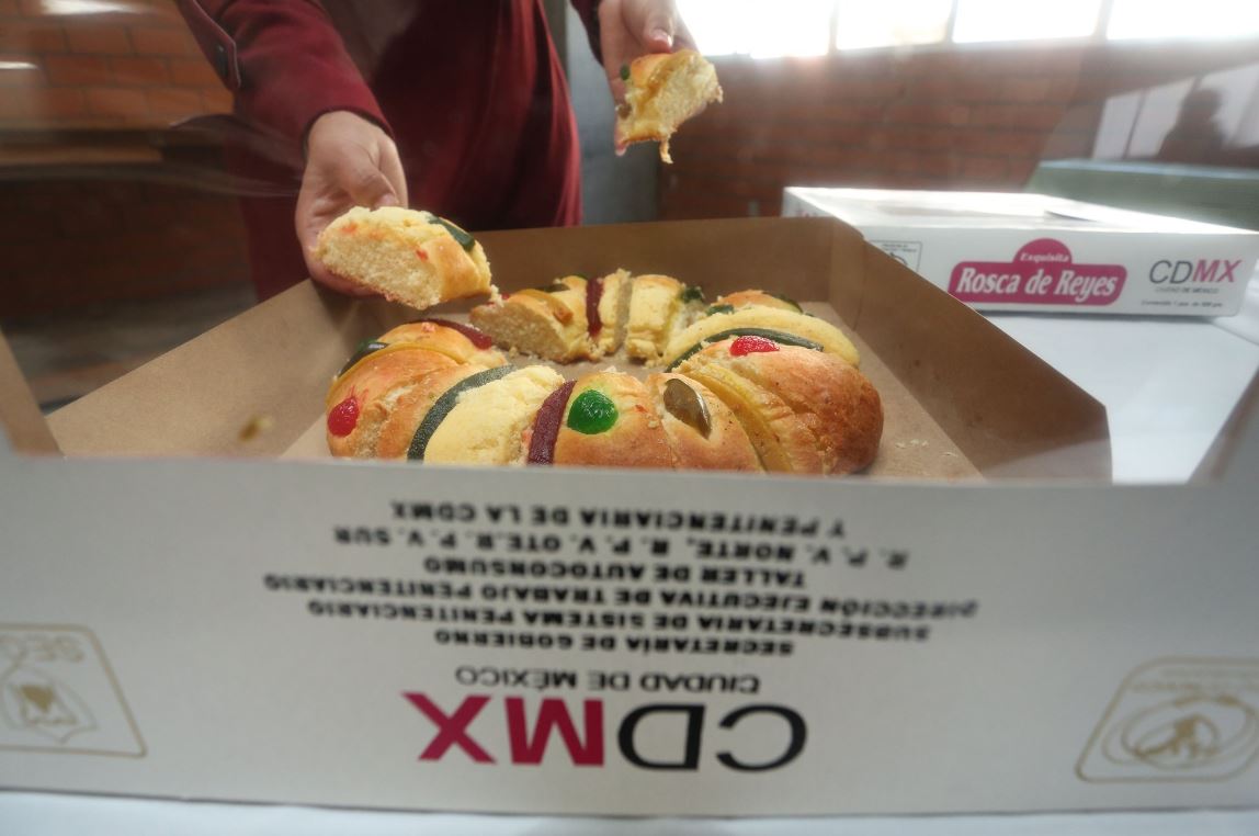 Venden Roscas de Reyes elaboradas por reclusos de la CDMX