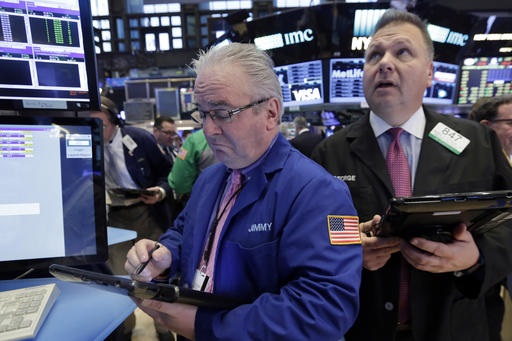 Wall Street espera reportes empresariales (AP)
