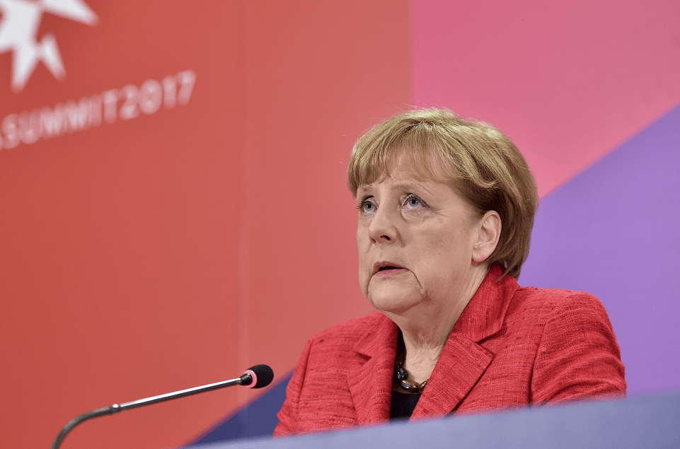 Angela Merkel, canciller alemana, confía en que la UE y Estados Unidos continúen trabajando juntos contra el terrorismo. (AP)