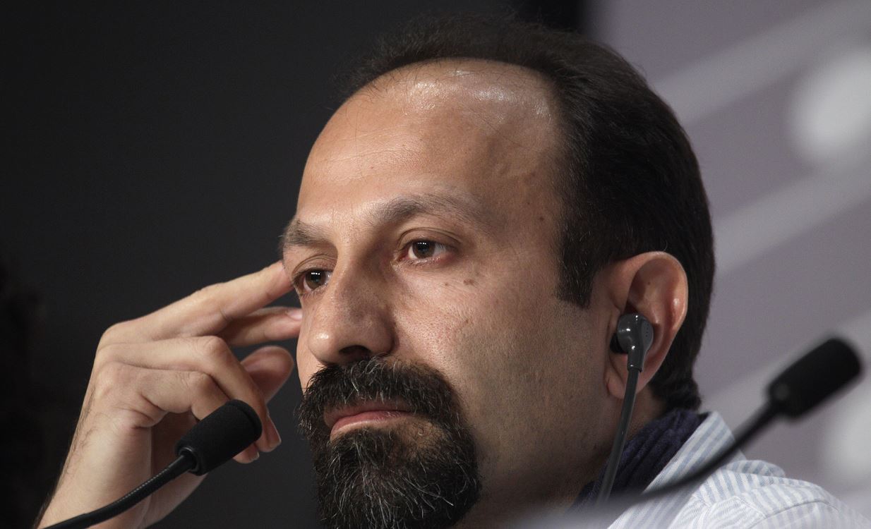 Asghar Farhadi, director iraní de cine nominado al Oscar; no acudirá a la ceremonia en protesta por las políticas migratorias de Donald Trump (AP, archivo)