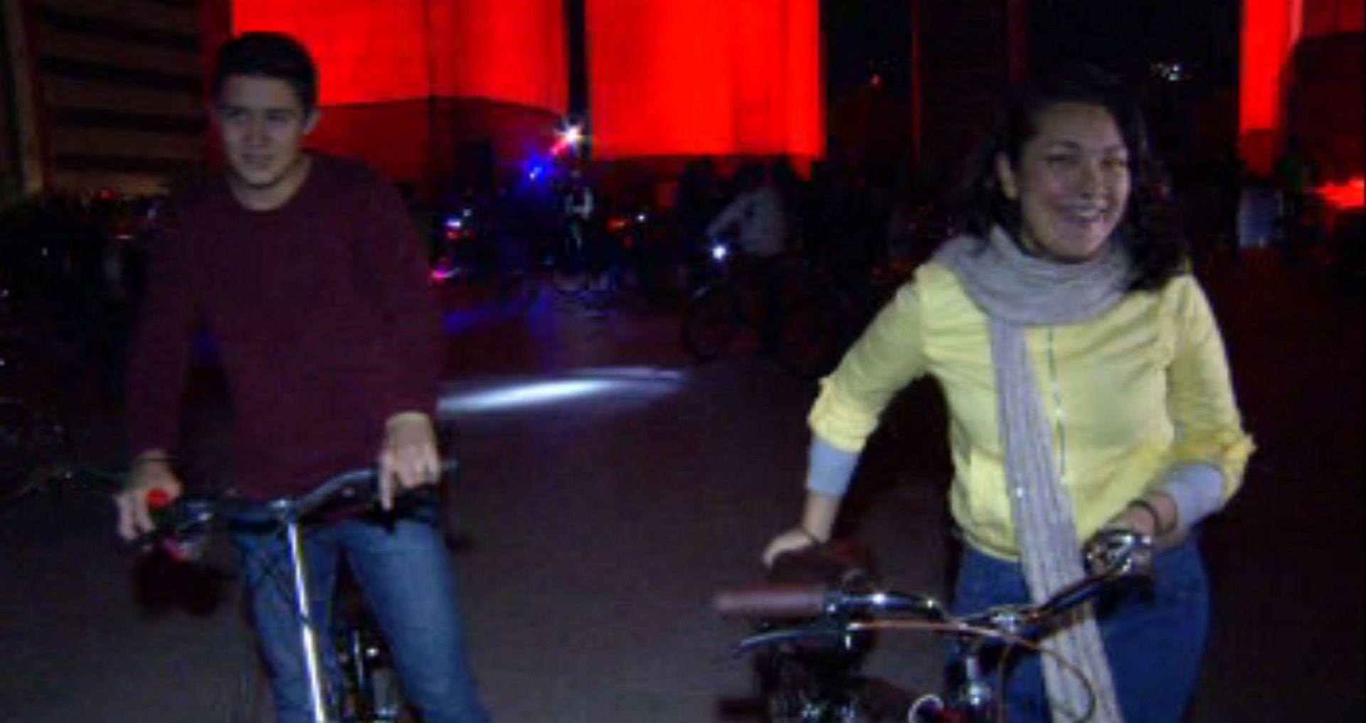 Ciclistas realizan el paseo Cupido en la CDMX. (Noticieros Televisa)