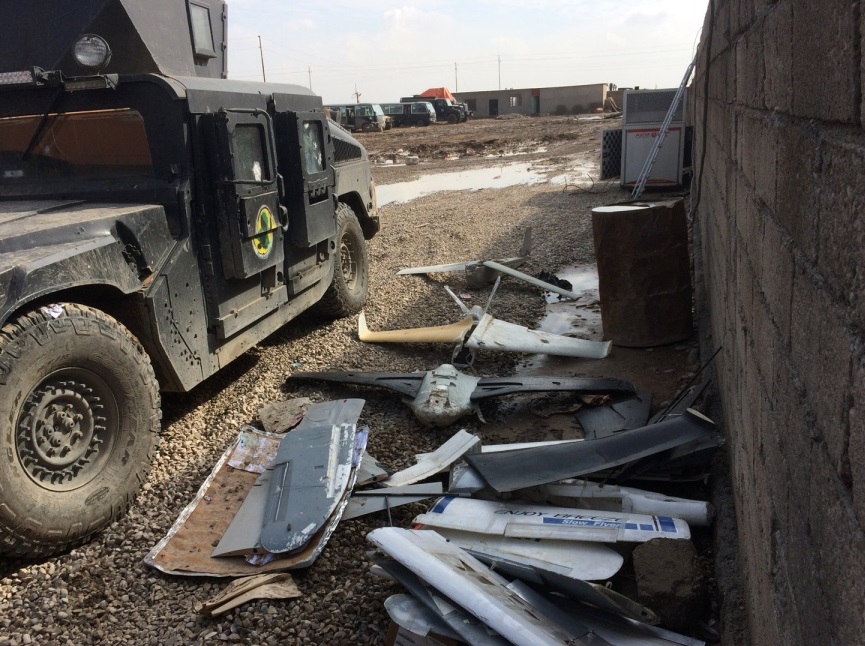En los últimos meses, soldados iraquíes y varios civiles resultaron heridos por los explosivos lanzados desde drones (stripes.com)