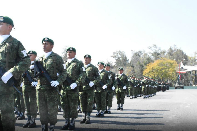 Elementos del Ejército y Fuerza Aérea durante una ceremonia en la Sedena (Foto de archivo: @SEDENAmx)