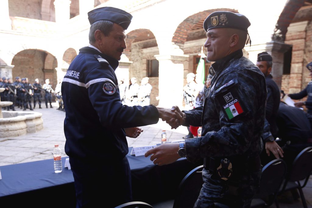 Policías federales reciben capacitación de la Gendarmería fancesa