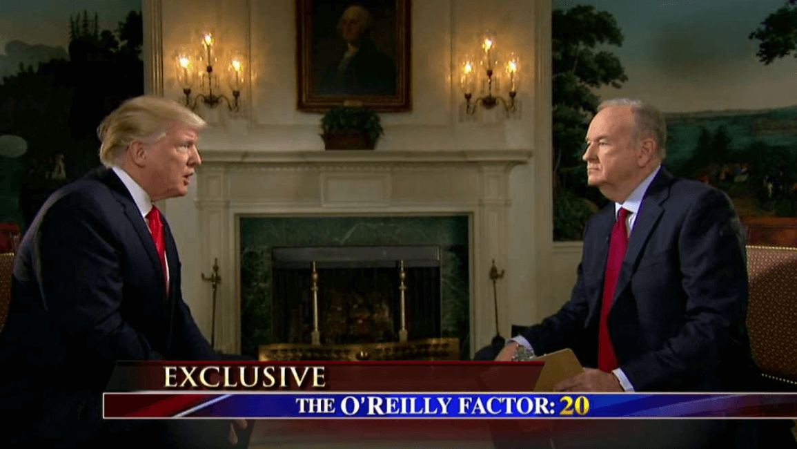 El periodista Bill O'Reilly entrevistó a Donald Trump, presidente de Estados Unidos. (Twitter @FoxNews)