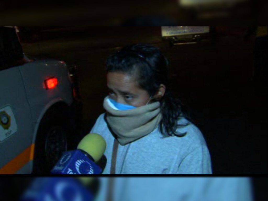 Algunas personas resultan intoxicadas por una fuga de amoniaco en una fábrica de hielos en Coyoacán (Noticieros Televisa)