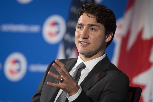 El primer ministro canadiense Justin Trudeau habla en la Cámara de Comercio de los Estados Unidos en Washington, DC. (Getty Images/archivo)
