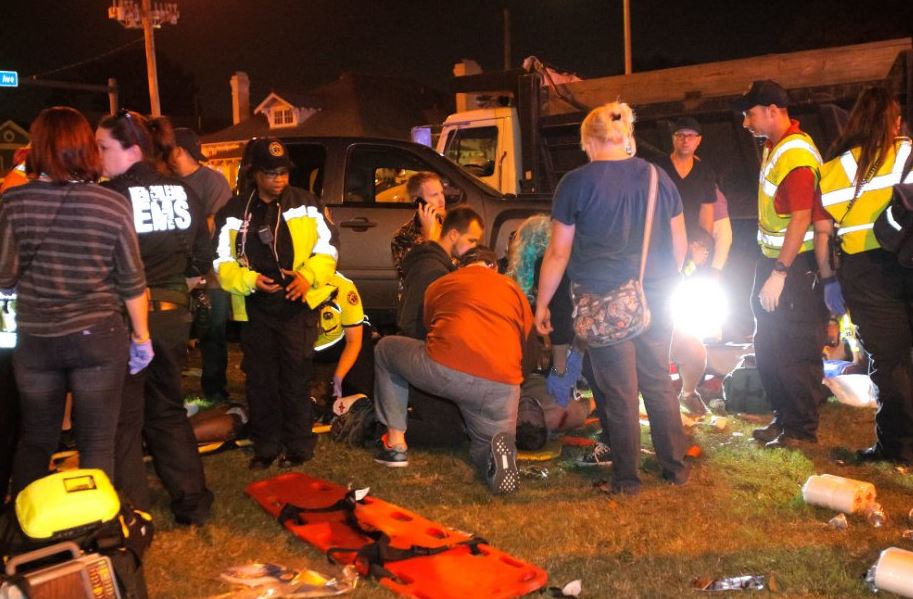 El diario local 'The New Orleans Advocate', aseguran que hay una docena de personas heridas en condición grave (Twitter The New Orleans Advocate)