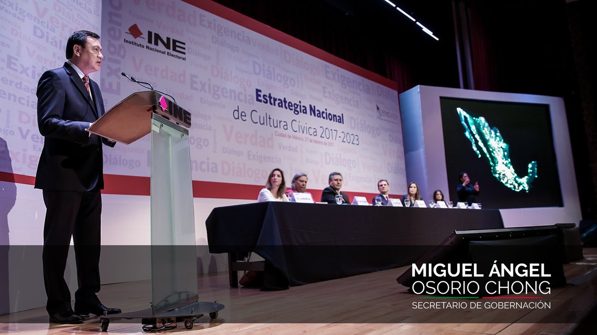 Osorio Chong participó en la presentación de la Estrategia Nacional de la Cultura Cívica del INE. (Twitter: @osoriochong)