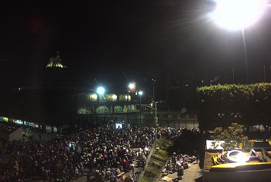 Peregrinos de Toluca llegan a la Basílica de Guadalupe (Twitter @webcamsdemexico)