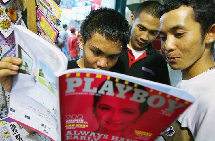 Los hombres jóvenes y no tan jóvenes podrán volver a echar un vistazo a 'Playboy' para apreciar desnudos (Getty Images/archivo)