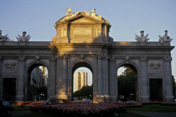 Puerta de Alcalá en Madrid, España. (Getty Images)