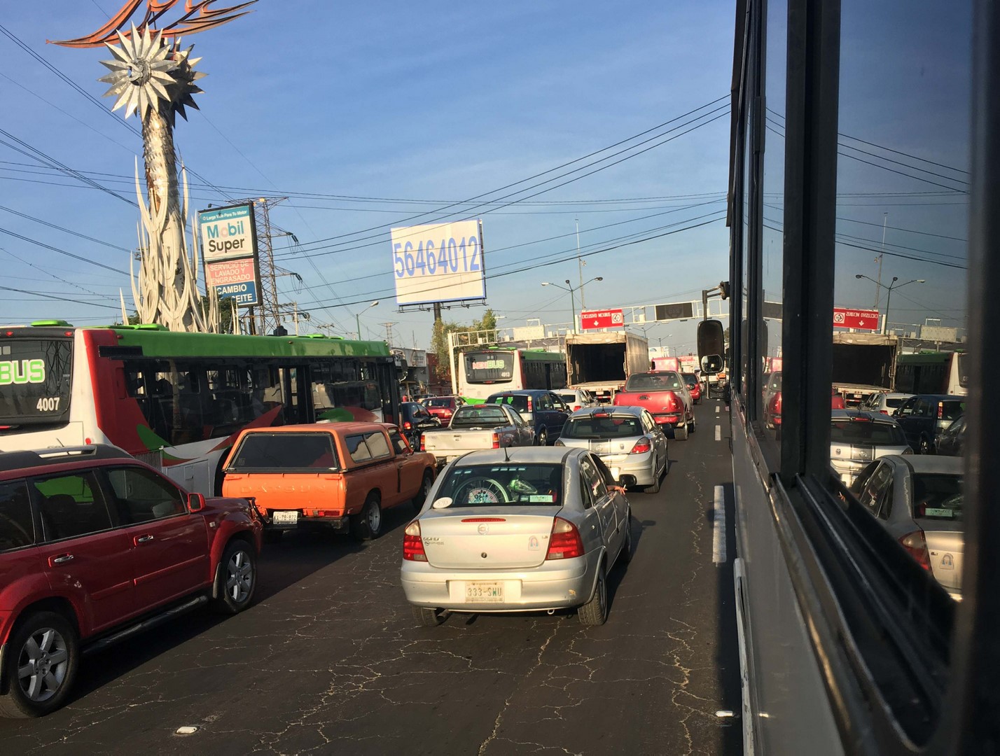 Por segundo año, la Ciudad de México es la urbe con más tráfico de autos en el mundo. (Notimex)