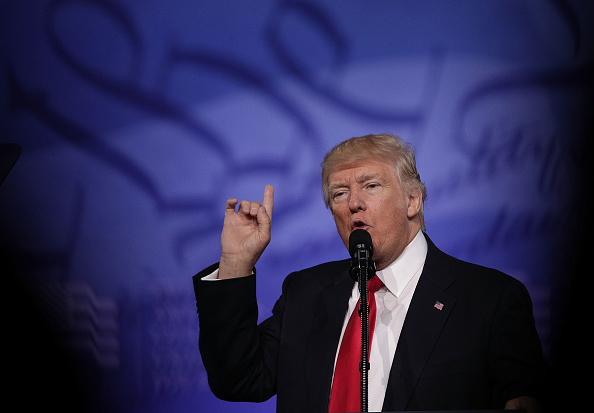 Donald Trump asiste a la conferencia de activistas conservadores; el presidente de Estados Unidos incrementa sus ataques contra la prensa (Getty Images, archivo)