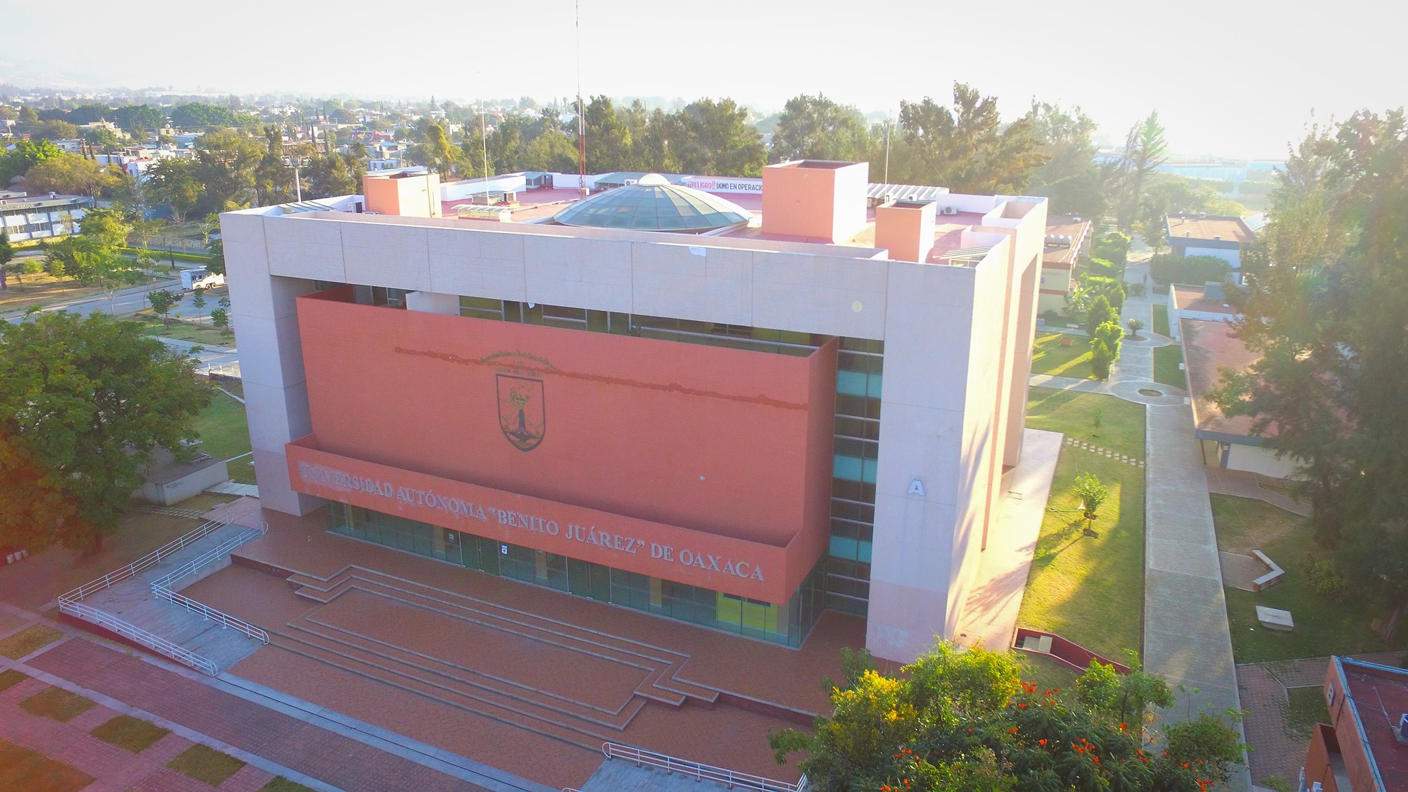 Universidad Autónoma Benito Juárez de Oaxaca (UABJO).