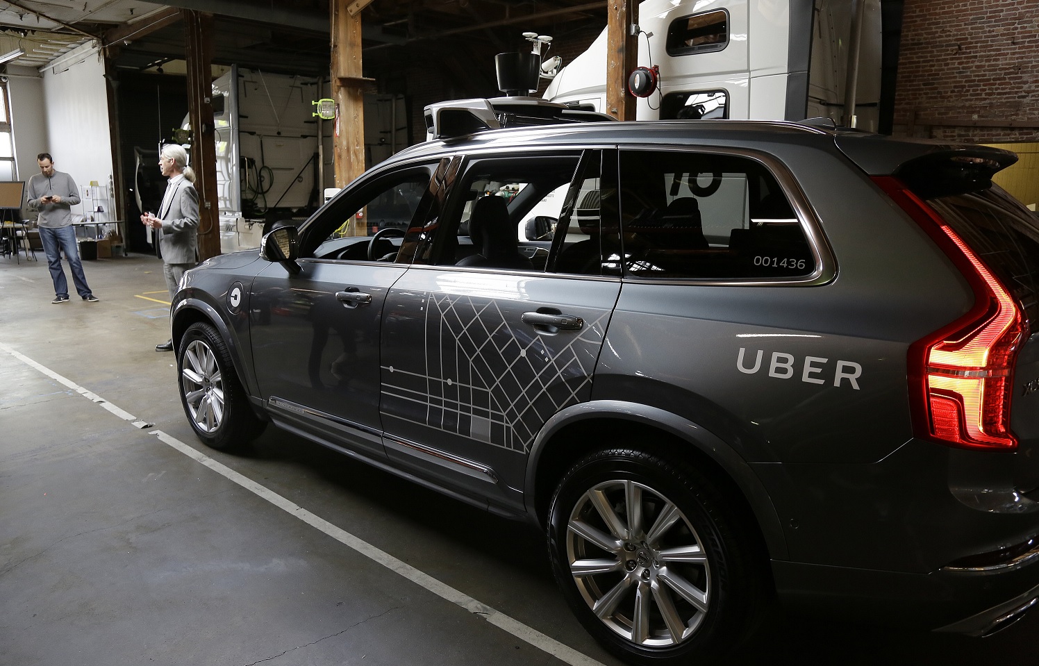 Waymo acusa a Uber de robo de secreto industrial y violación de patente.