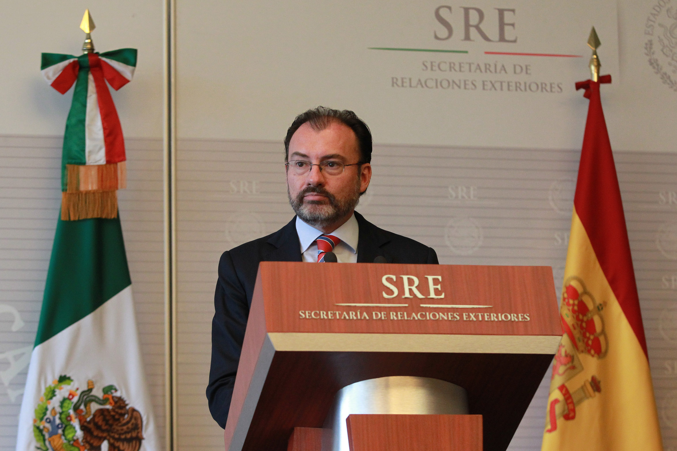 El secretario de Relaciones Exteriores, Luis Videgaray, recibió al ministro de Relaciones Exteriores y Cooperación de España, Alfonso de María Dastis Quecedo, en las instalaciones de Relaciones Exteriores. (Notimex)