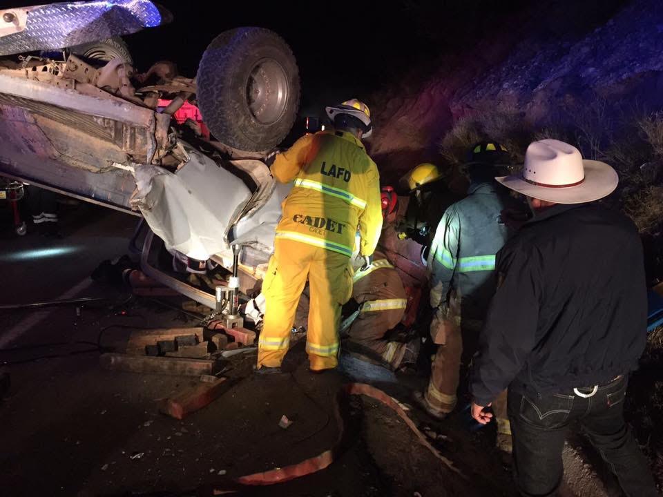 Camioneta se estrella con tráiler en Sonora; hay cuatro lesionados . (Noticieros Televisa)