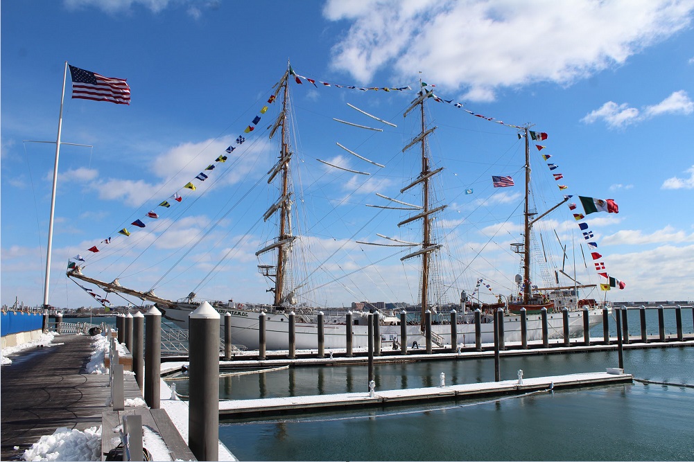 Buque Cuauhtémoc visita el puerto de Boston, Nueva Inglaterra