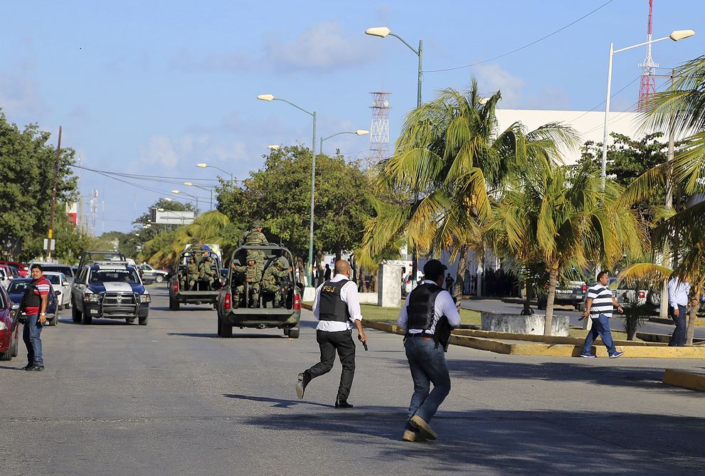 Movilización tras ataques del 17 de enero, en Cancún, Quintana Roo. (AP, archivo)