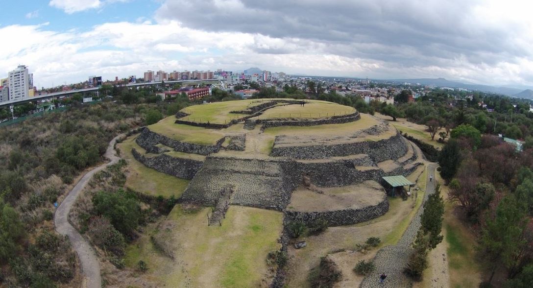Este lunes la zona arqueológica de Cuicuilco permaneció abierta de nueve de la mañana a cinco de la tarde (Notimex/Archivo)