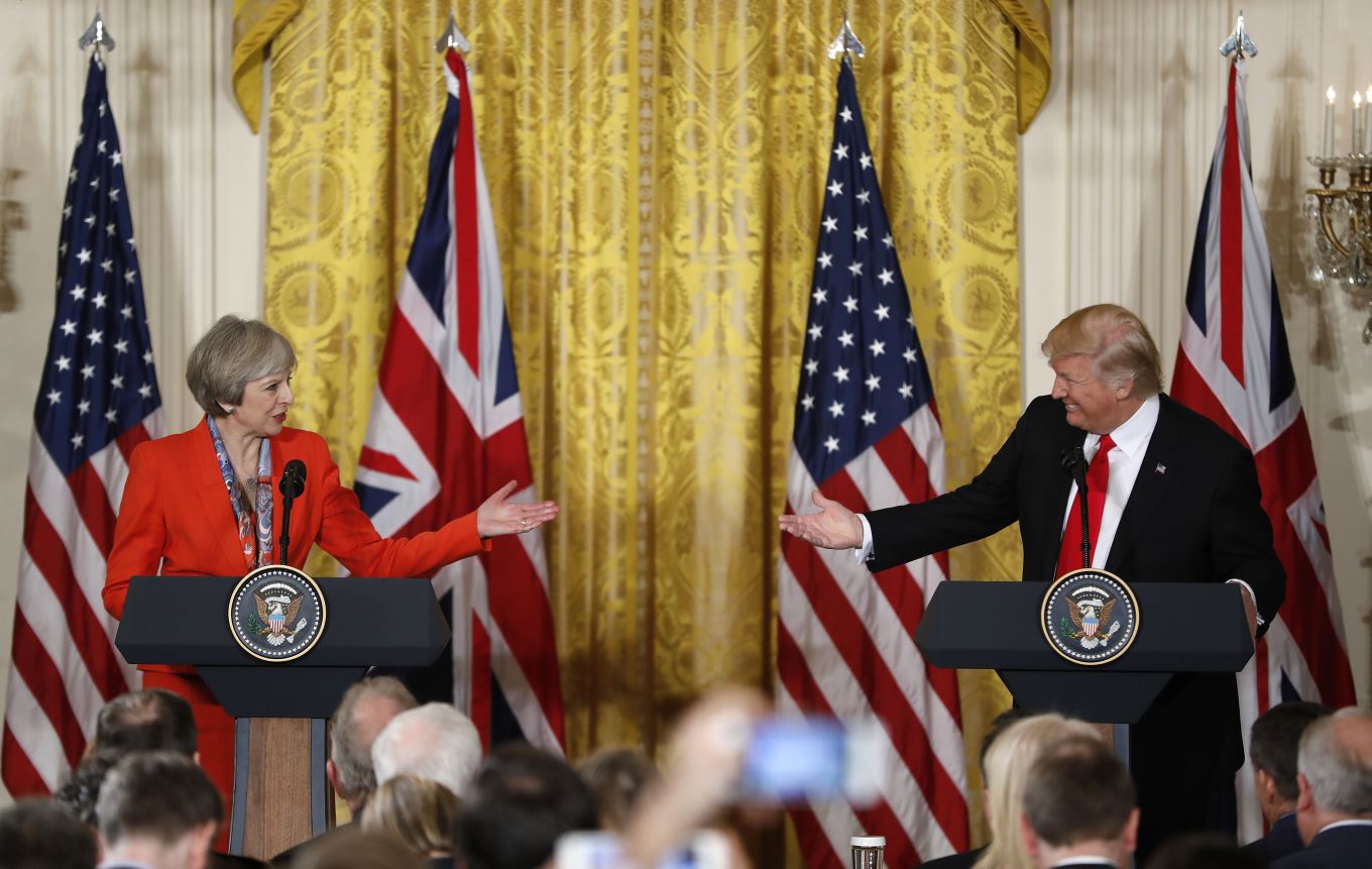 May invitó a Trump a realizar una visita de Estado al Reino Unido cuando el pasado enero visitó al presidente recién investido en Washington