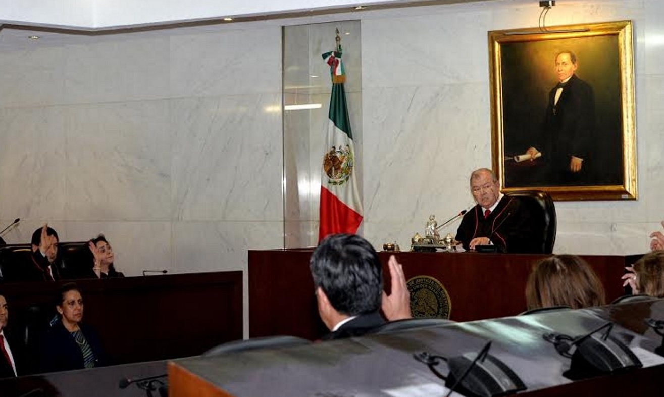 El magistrado presidente de la TSJ capitalino, Edgar Elías Azar, renunció a su cargo. (Notimex/Archivo)