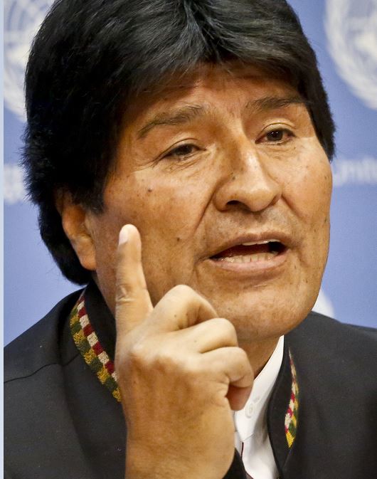 El presidente de Bolivia, Evo Morales, reaparece en Caracas, donde asistió a una cumbre de la izquierda latinoamericana tras permanecer varios días internado en La Habana por una infección aguda. (AP, archivo)
