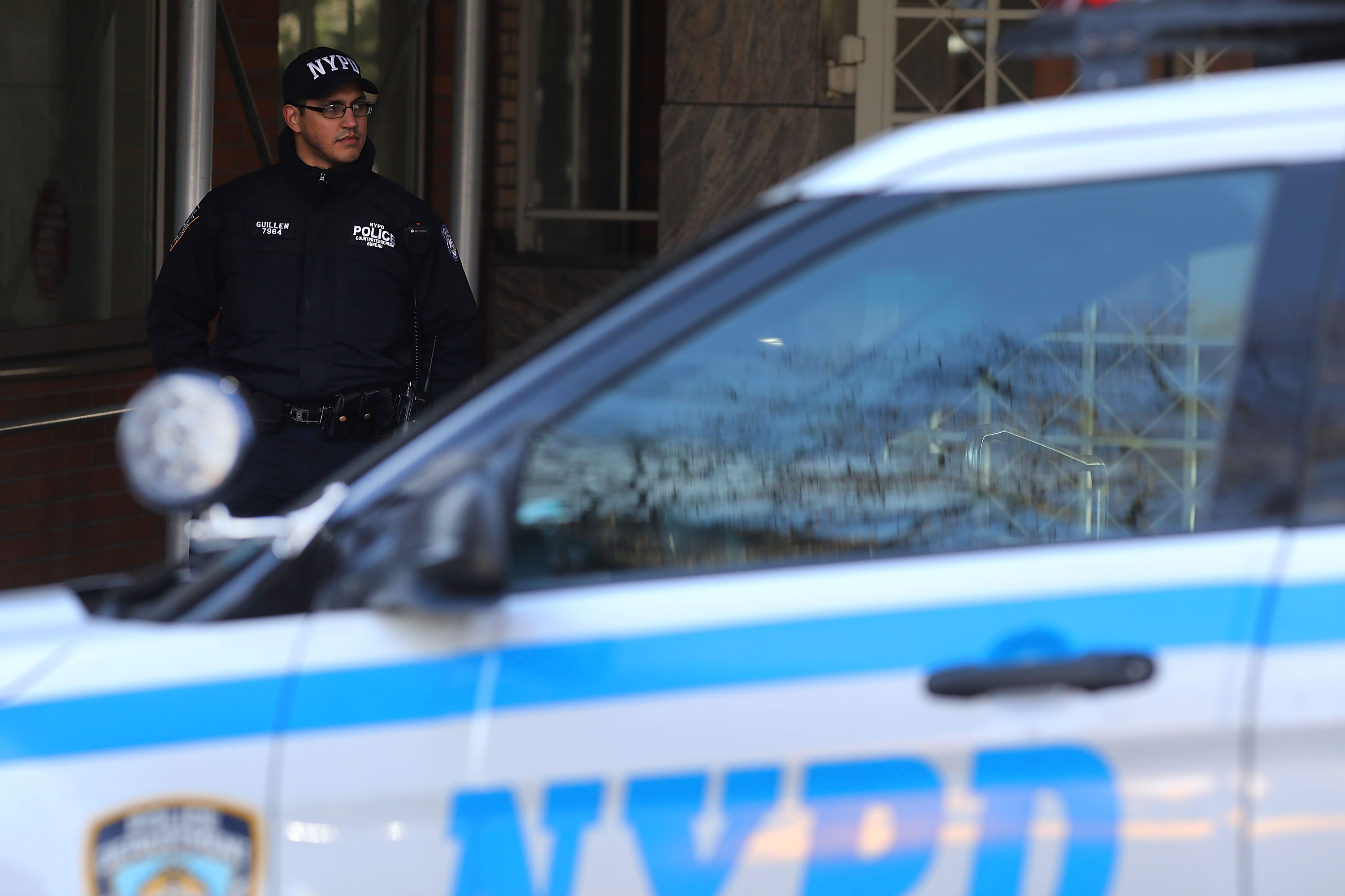 Policía de NY vigilará sinagogas tras tiroteo en Pittsburgh