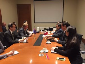 Ildefonso Guajardo, secretario de Economía de México, en reunión de trabajo con Todd McClay, ministro de Comercio de Nueva Zelanda. (Twitter, @A_delPacifico)