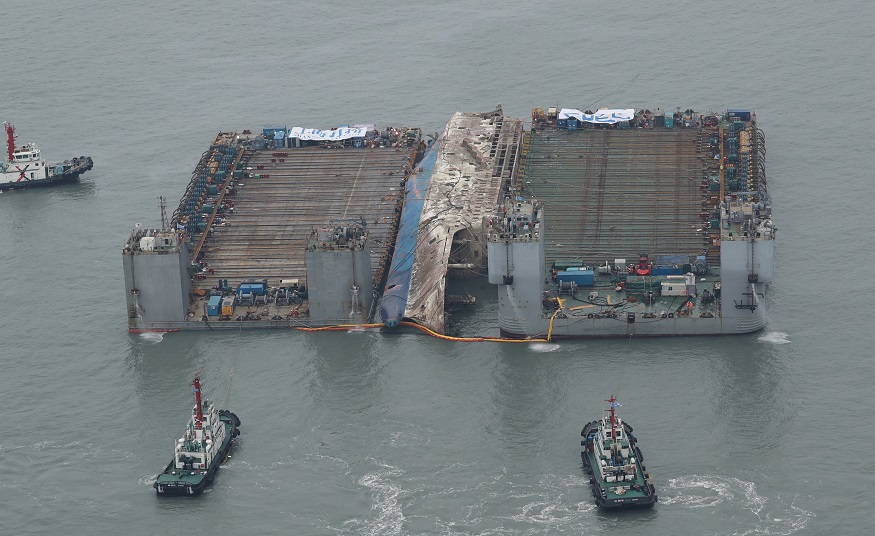 Huesos hallados en ferry naufragado son de animales, dicen autoridades de Corea del Sur (Reuters, archivo)