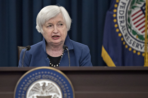 Janet Yellen, titular de la Reserva Federal, en conferencia de prensa tras la decisión de política monetaria. (Getty Images)