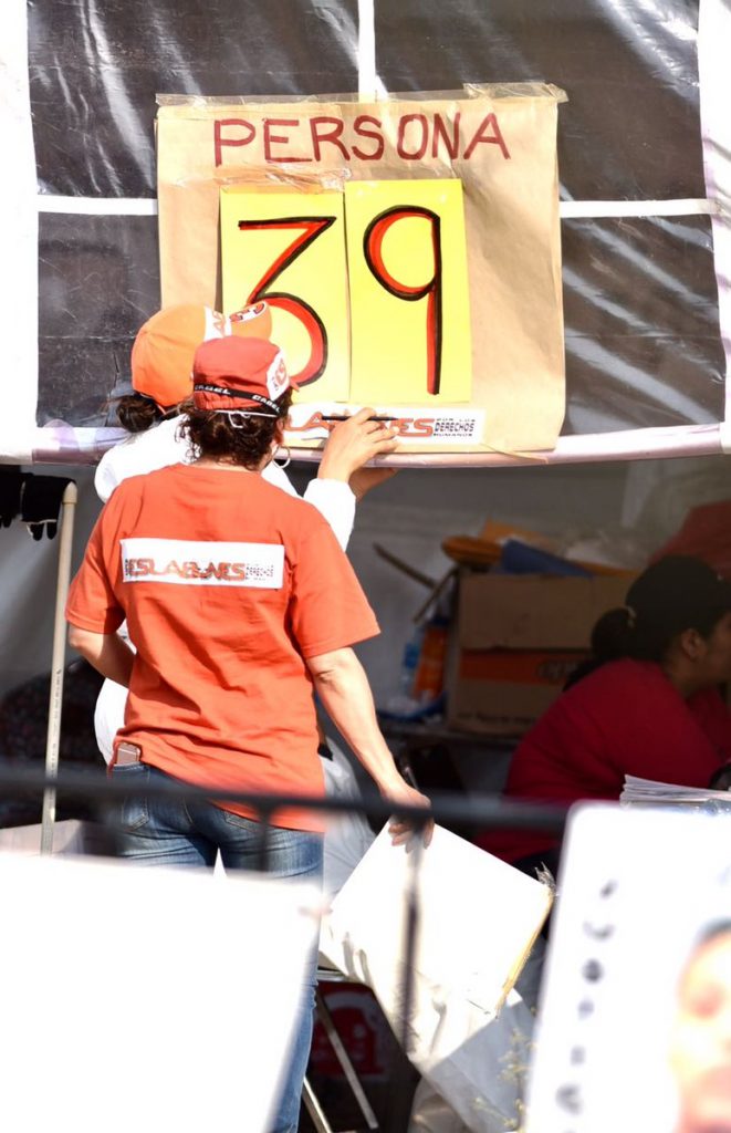 Exhuman 11 cuerpos de fosa común en Jojutla, Morelos