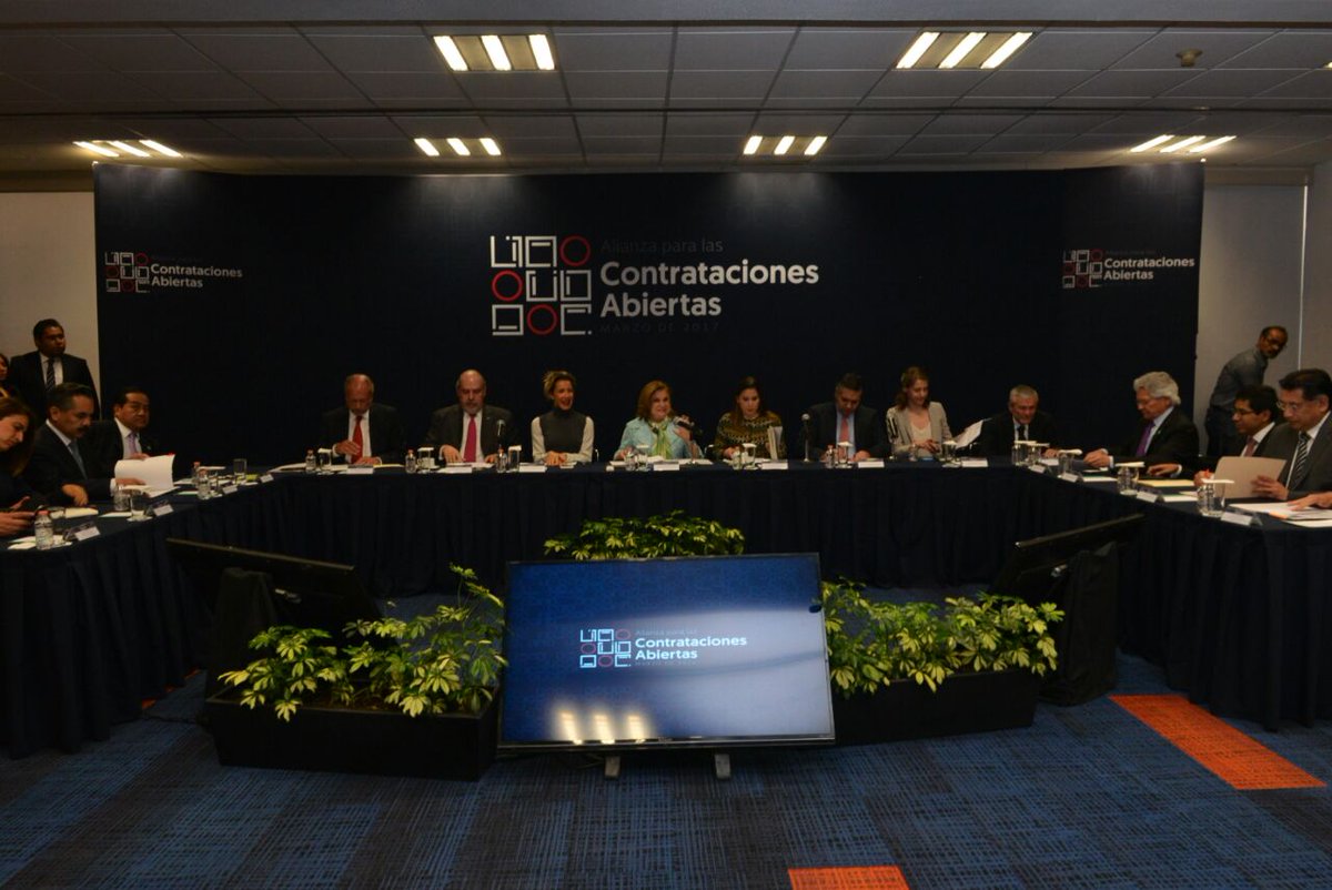 La secretaria Arely Gómez encabezó el Lanzamiento de la Alianza para las Contrataciones Abiertas. (Twitter @ArelyGomezGlz)