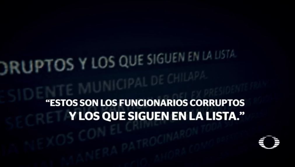 El nombre del alcalde de Chilapa, Guerrero, Jesús Parra García, está en una de las listas junto con el de otros cinco trabajadores municipales. (Noticieros Televisa)