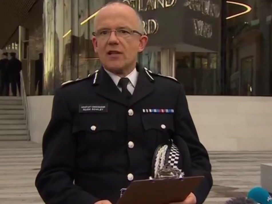 Scotland Yard confirma cuatro muertos y 20 heridos en Londres(Noticieros Televisa)