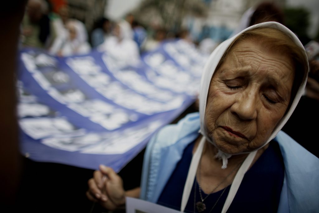 Miembro de las Madres de Plaza de Mayo.